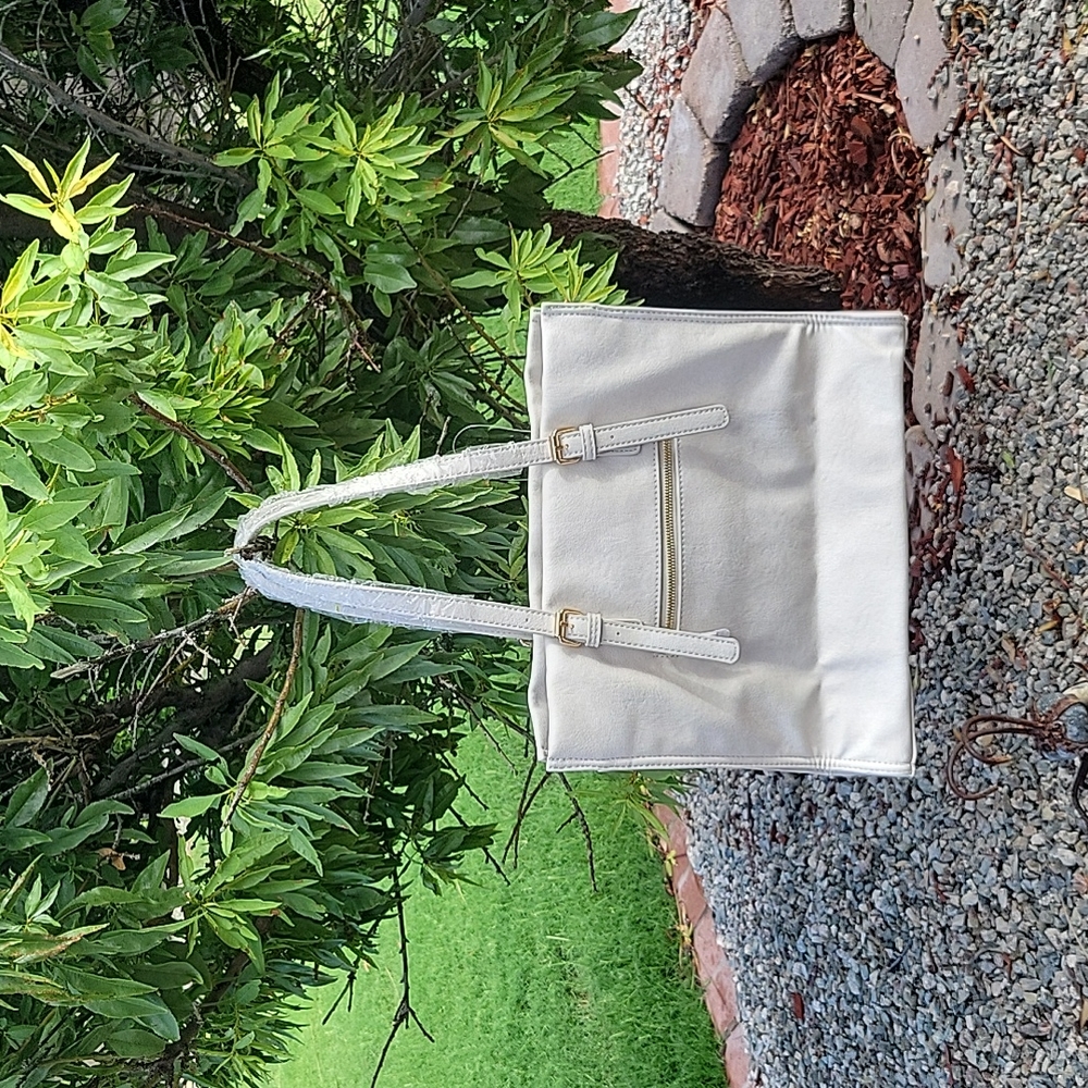 White Urban Expressions Jalen Zip Top Tote Bag Purse